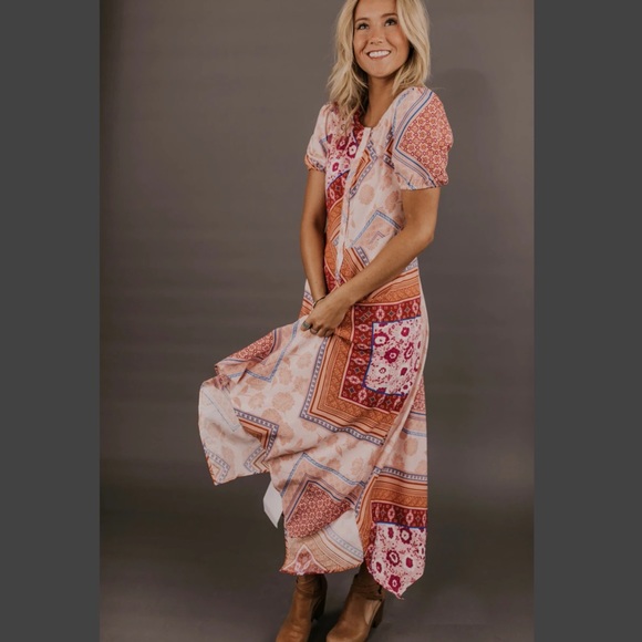 Roolee Dresses & Skirts - Pink Pattern Dress